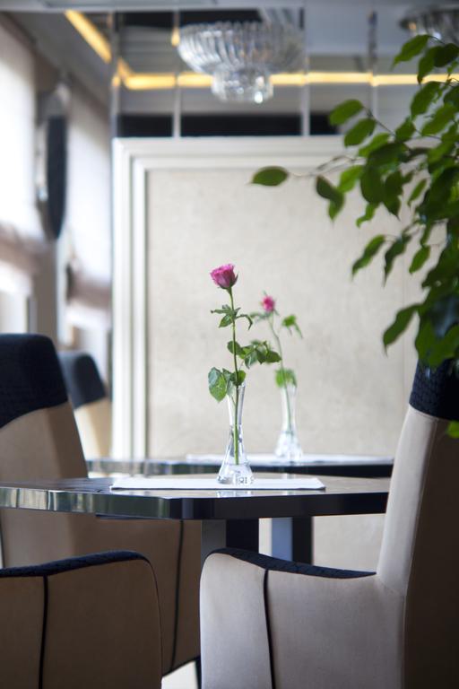 M Hotel Sosnowiec Ngoại thất bức ảnh