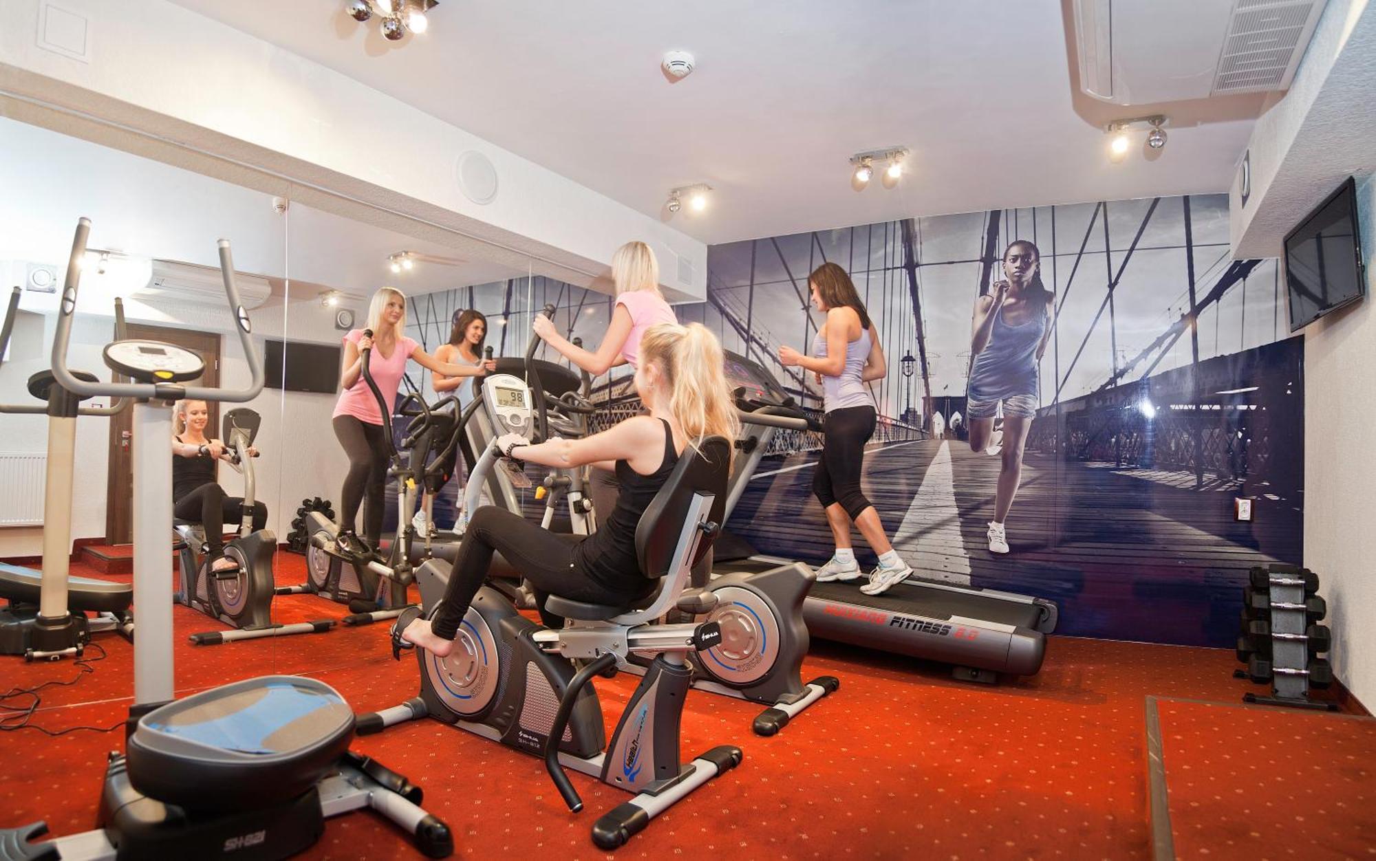 M Hotel Sosnowiec Ngoại thất bức ảnh