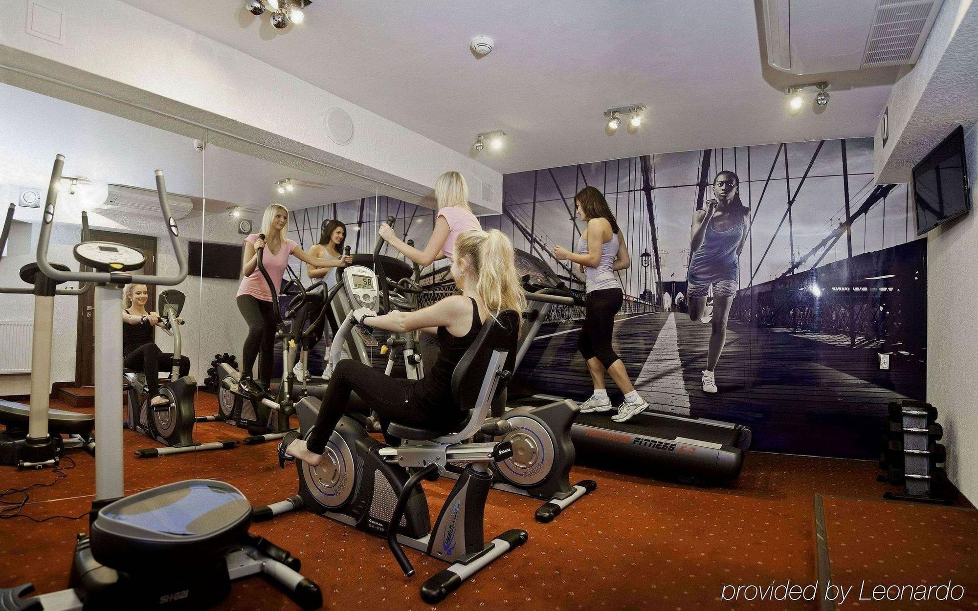 M Hotel Sosnowiec Ngoại thất bức ảnh