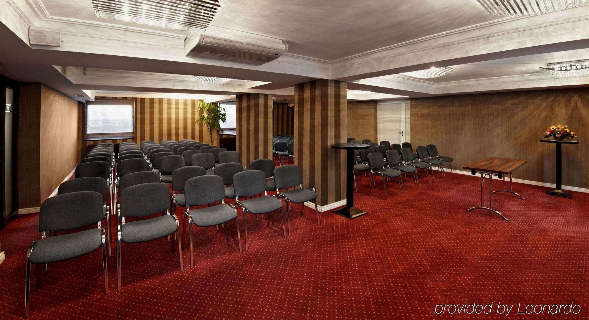 M Hotel Sosnowiec Ngoại thất bức ảnh