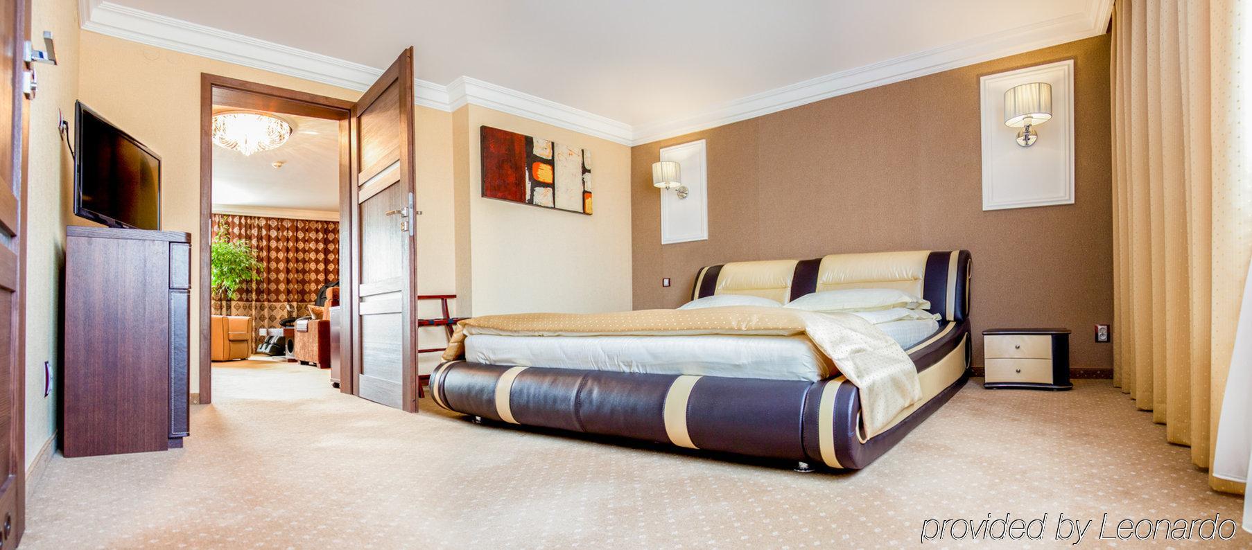 M Hotel Sosnowiec Ngoại thất bức ảnh