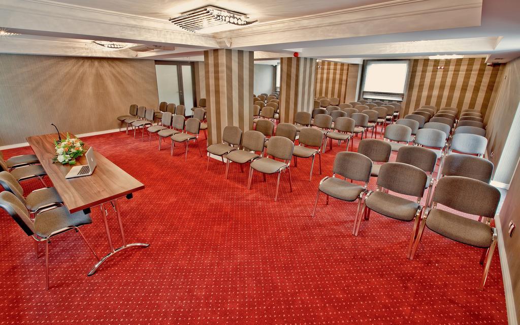 M Hotel Sosnowiec Ngoại thất bức ảnh