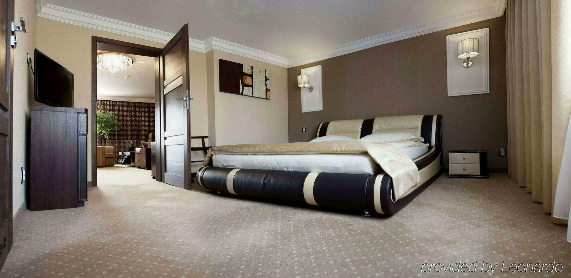 M Hotel Sosnowiec Ngoại thất bức ảnh